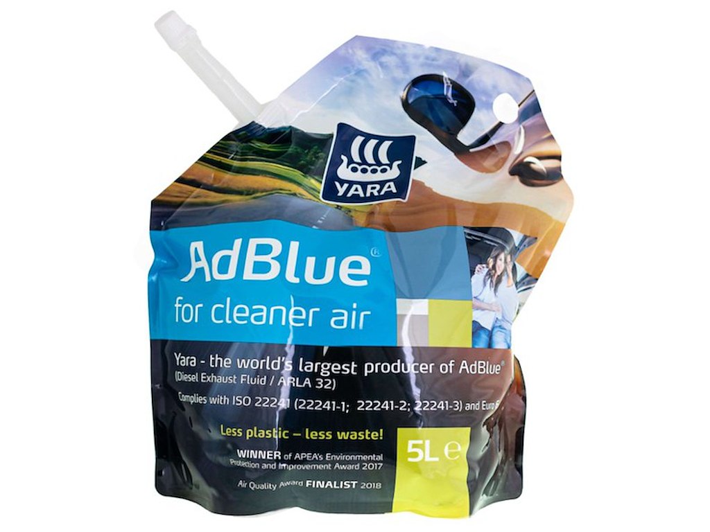 AdBlue 5 L poser | Hel palle
