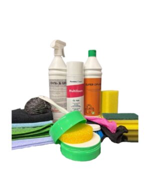 1 stk Super opvask 1 Liter 1 stk Ovnrens 1 Liter 1 stk Multifoam(Skumrens) 1 stk Shine-up poleringssæt 2 stk Gule/grønne skuresvampe 2 stk microfiberklude 2 stk Altmuligklude 2 stk Microfiber vævet karklude(kan vaskes mange gange) 1 stk Opvaskebørste fra Vikan i kraftig nylon kvalitet 1 stk Proffesionel stål grydesvamp i kokke kvalitet 2 sæt Handsker